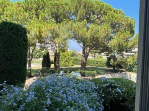 Superbe résidence avec piscine et tennis
