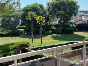 Superbe résidence avec piscine et tennis