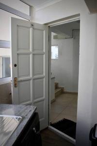 16 Serenity Studio - Dolphin Bay