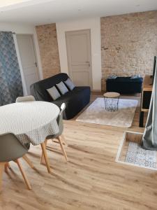 Appartements Studio Climatise 38m2 Poitiers proche Futuroscope : photos des chambres