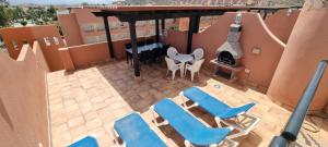 Homes of Spain, Apartamentos Paraiso , Ed Palmerston, Atico K a pie de playa, piscina privada en solarium, WiFi