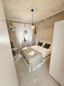 Cozynest ALICANTE - Apartment with Terrace by SunCastle apartamentos