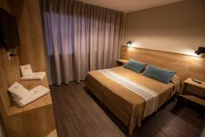 Hotel 7 Lagos - Діна Гуапі