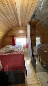 Chalets Logements insolites Chabanon : photos des chambres