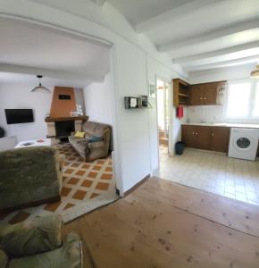 La maison rouge paisible maison de pays
