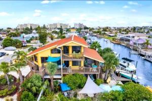 The Hideaway - Oceanfront Pool Home - Amazing Views!