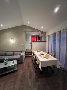 Nice house with garden near the sea - 滨海布朗