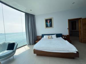 Nancy Tran Grand Strip Vung Tau 1