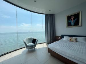 Nancy Tran Grand Strip Vung Tau 1