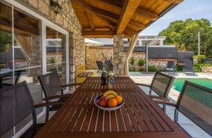 Vintage Residence Dramalj, pool self-use