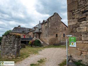 Maisons de vacances Gite Gabriac, 5 pieces, 10 personnes - FR-1-601-421 : photos des chambres