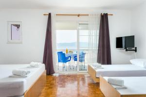 Apartments with parking space Podaca, Makarska - 6736