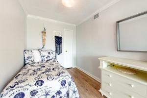 Pelican Cove SBC 105