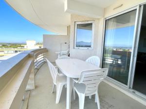 Appartement 2 chambres avec piscine et terrasse, à 50m de la plage - FR-1-748-9