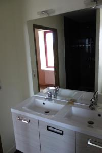 Maisons d'hotes Le Fauverney Lodge : photos des chambres