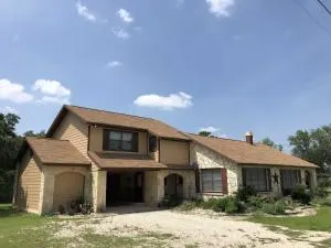 Rocky River House on Medina River - Medina