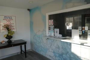 Avenue Motel
