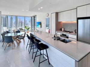 Signature amazing ocean views lvl 14 unit 7