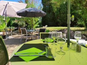 Hotels Logis Hotel Restaurant Black and Green Limoges Sud : photos des chambres