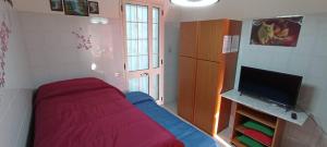 Villetta dei mille colori con ampio giardino