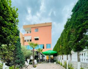 Vila 125 Apartments & Restaurant