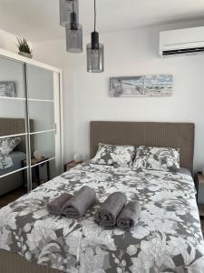 SUNNY STUDIO AZUR