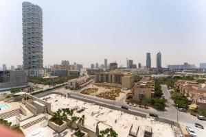 Modern Studio in Park View Tower JVC