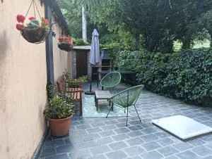 Adosado con gran terraza - Sahun