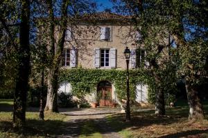 Maisons d'hotes Maison de Maitre avec Grand Parc arbore clos de murs : photos des chambres