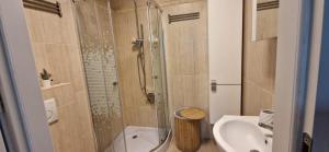 Apartament Rodzinne Zacisze - dla 8 osób - PET FRIENDLY - dwie osobne sypialnie z parkingiem - Space Apart