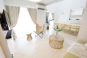 ちゅらパレス B - Urasaki