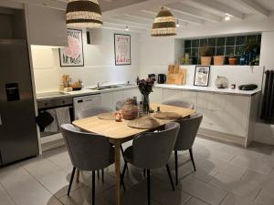 Maisons de vacances Maison avec jardin au coeur de Vernon : photos des chambres