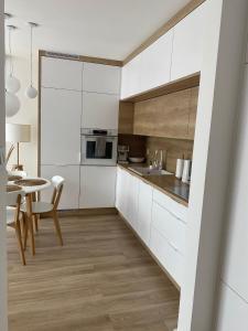 Apartament NADMORSKI z Basenem Klifowa Rewal