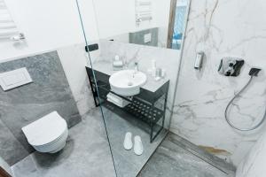 Standard Double Room room in Garden Square Hotel
