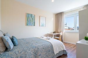 Host Wise - Fantastic Contemporary Flat w Balcony