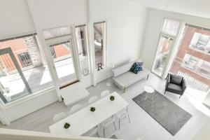 Kotimaailma - Kaunis saunallinen kattohuoneisto 10lle, Espoon keskustassa