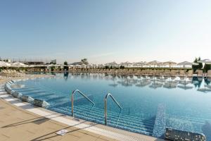 Alua Helios Bay -Inclusive