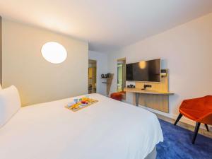 Hotels Mercure Paris Massy Gare TGV : photos des chambres