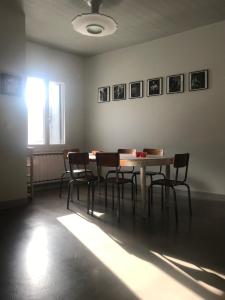 Villas Elegante maison familiale au coeur des remparts de la citadelle : photos des chambres