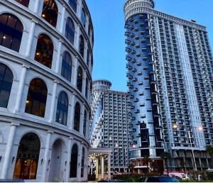 Sea Towers Lux 17-05