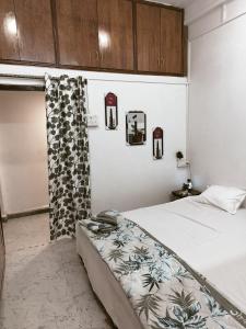 Ashutosh Homestay and Hotels