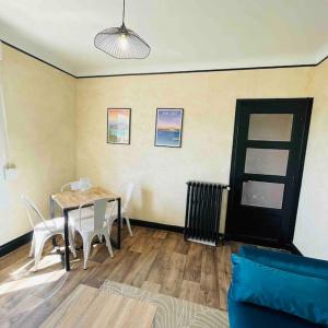 Appartements Charmant T2 tout equipe face a la gare : photos des chambres