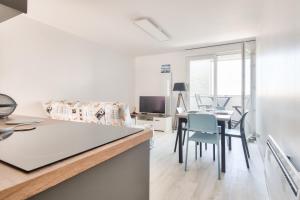 Appartement pour 4- Balcon- Plage des Becs