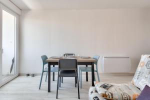 Appartement pour 4- Balcon- Plage des Becs