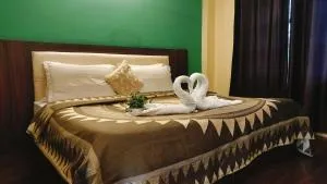 Hotel Ishwar Naddi - Bādhūn