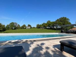 B&B / Chambres d'hotes La Milliere - Gites, piscine & campagne : photos des chambres