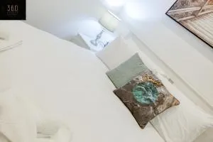 Gzira's Seashore Stayaway close to Manuel Island - Il- Gżira