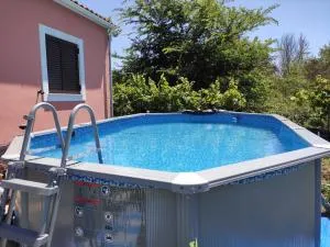 Beautiful nearby beach house with garden, private pool and large yard - Sidari