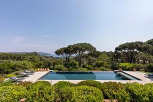 Maisons de vacances Maison familiale de 350 m² avec piscine a 10 min de Saint-Tropez : photos des chambres