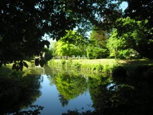 Domaine de Valmeray la roulotte dElise